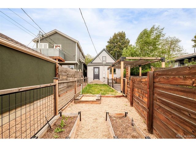 3810 Navajo St, Denver, CO 80211