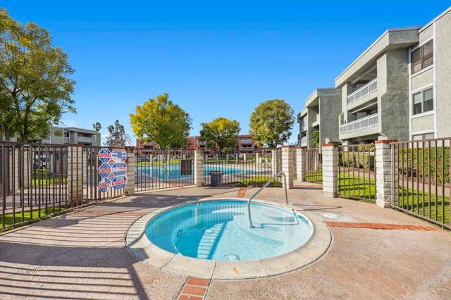 1020 E Washington Avenue 88, Escondido, CA 92025