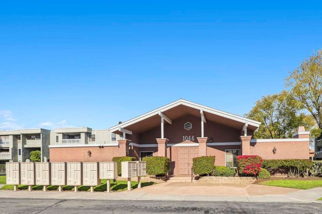 1020 E Washington Avenue 88, Escondido, CA 92025