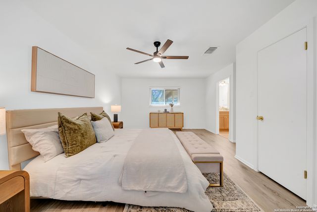 9114 George Kyle, San Antonio, TX 78240