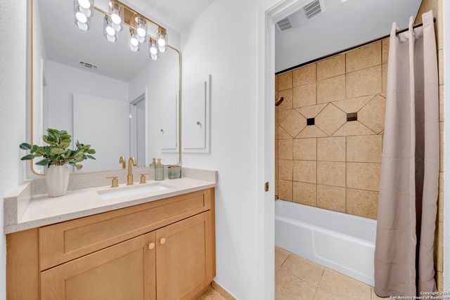 9114 George Kyle, San Antonio, TX 78240