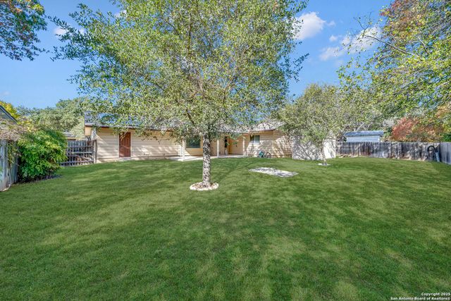 9114 George Kyle, San Antonio, TX 78240