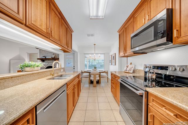 9114 George Kyle, San Antonio, TX 78240