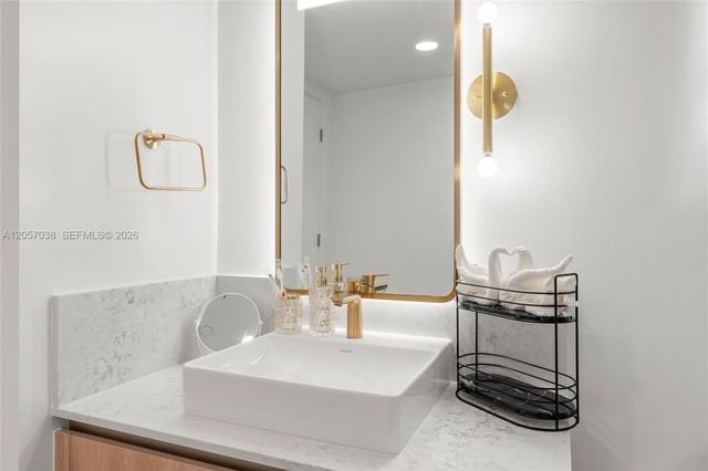 159 NE 6th Street 2409, Miami, FL 33132