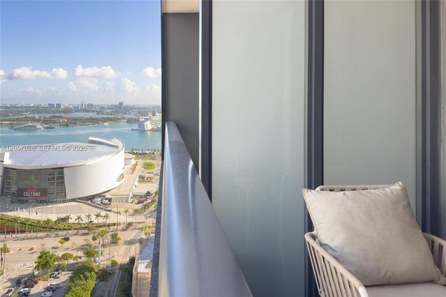 159 NE 6th Street 2409, Miami, FL 33132