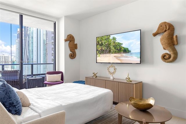 159 NE 6th Street 2409, Miami, FL 33132