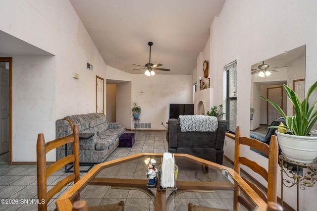 628 Cindy Place, Las Cruces, NM 88001