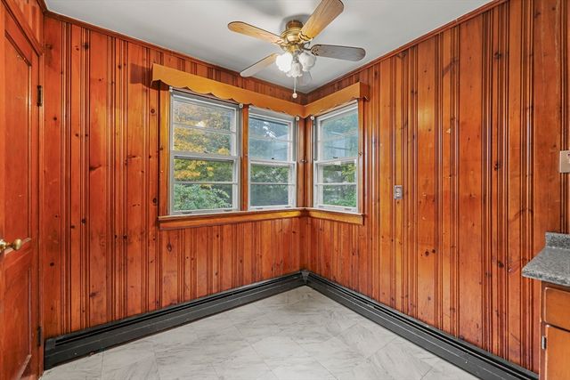 32 Mead Ave, Pittsfield, MA 01201