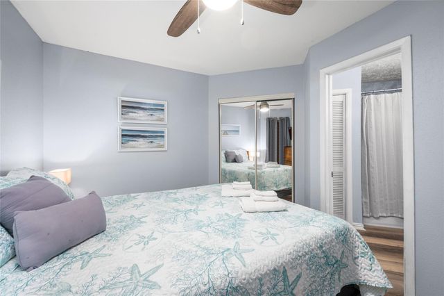 9520 Seawall Boulevard 108, Galveston, TX 77554