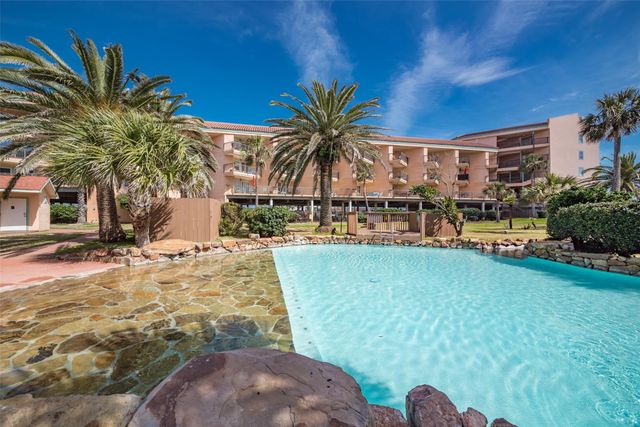 9520 Seawall Boulevard 108, Galveston, TX 77554
