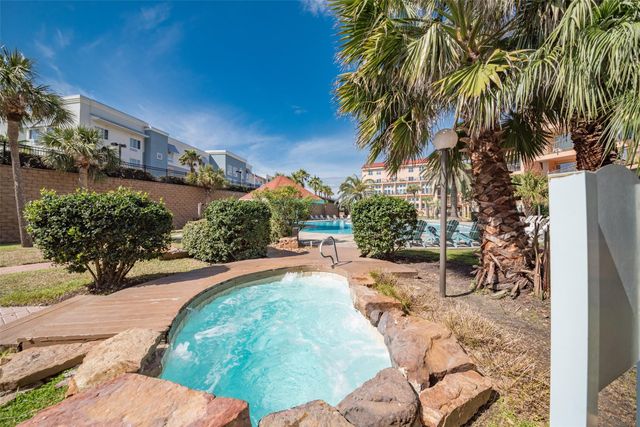 9520 Seawall Boulevard 108, Galveston, TX 77554