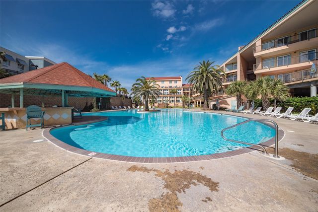 9520 Seawall Boulevard 108, Galveston, TX 77554
