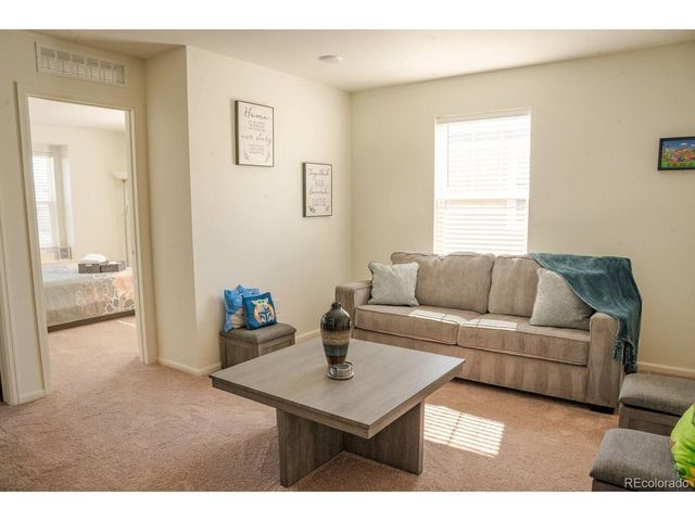 6253 N Liverpool St, Aurora, CO 80019