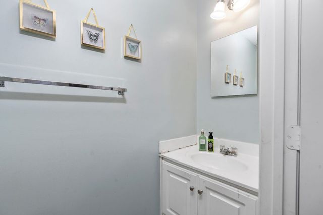 209 EVERSHIRE ST, Waynesboro, VA 22980