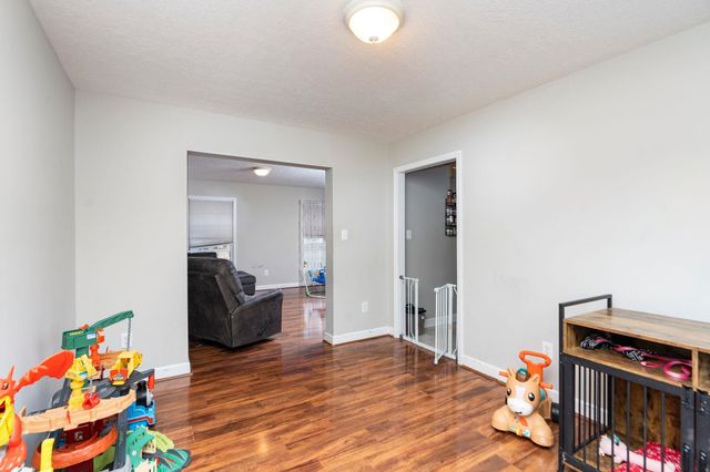 209 EVERSHIRE ST, Waynesboro, VA 22980