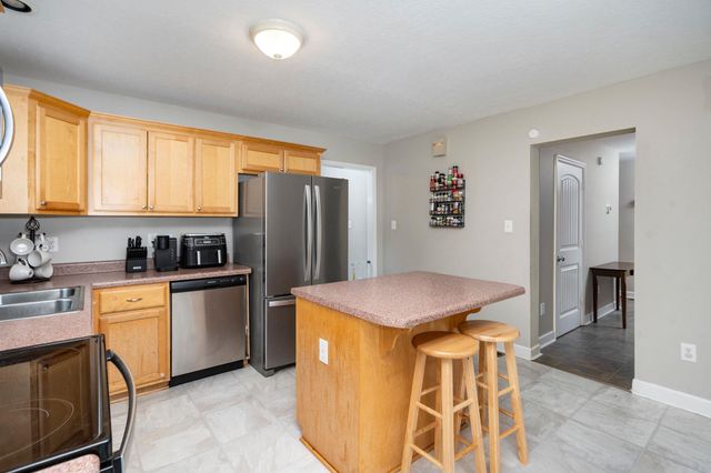 209 EVERSHIRE ST, Waynesboro, VA 22980