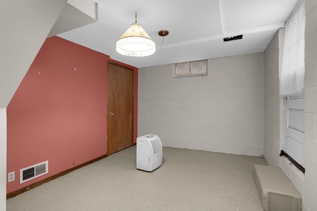 3546 Pierce Street NE, Minneapolis, MN 55418