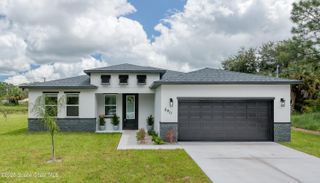 2911 Cambria Avenue SW, Palm Bay, FL 32908