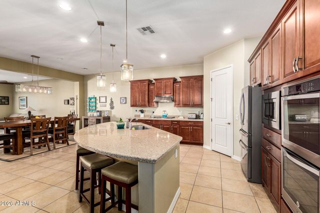 18360 W MONTECITO Avenue, Goodyear, AZ 85395