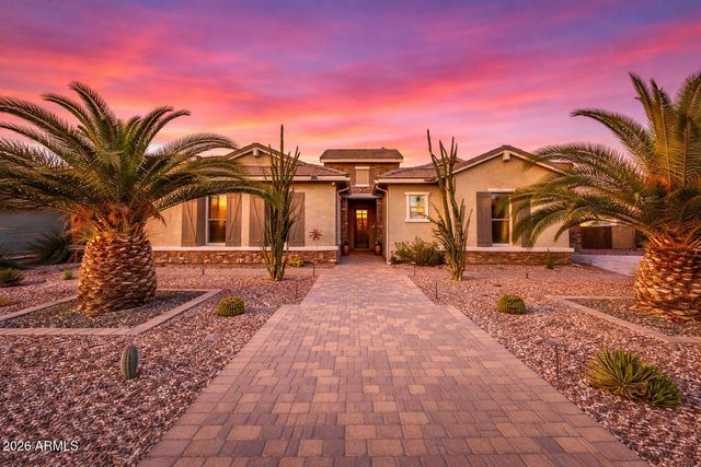 18360 W MONTECITO Avenue, Goodyear, AZ 85395