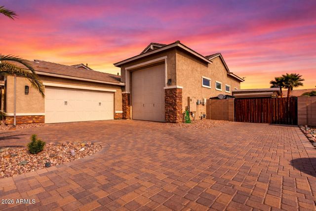 18360 W MONTECITO Avenue, Goodyear, AZ 85395