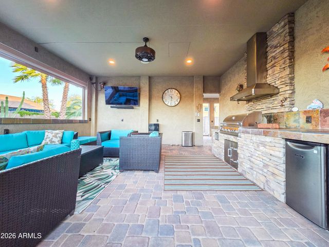 18360 W MONTECITO Avenue, Goodyear, AZ 85395