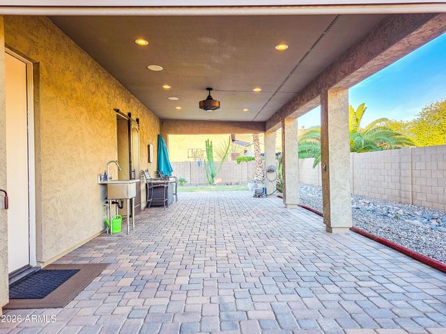 18360 W MONTECITO Avenue, Goodyear, AZ 85395