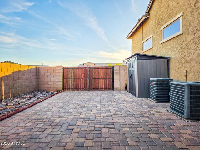 18360 W MONTECITO Avenue, Goodyear, AZ 85395