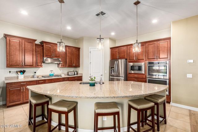 18360 W MONTECITO Avenue, Goodyear, AZ 85395