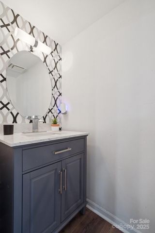 8838 Hunter Ridge Drive, Charlotte, NC 28226