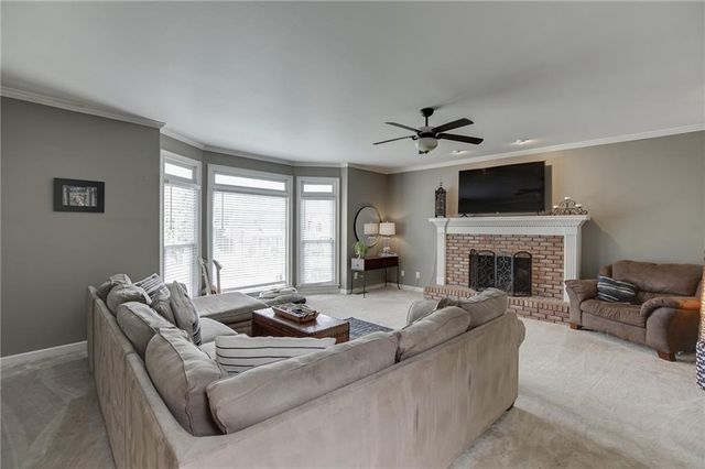 5332 Candleberry Drive SW, Lilburn, GA 30047
