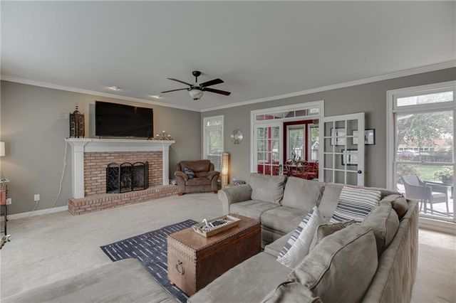 5332 Candleberry Drive SW, Lilburn, GA 30047