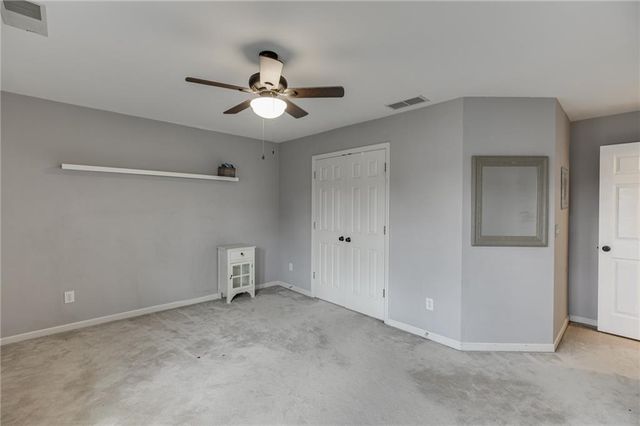 5332 Candleberry Drive SW, Lilburn, GA 30047