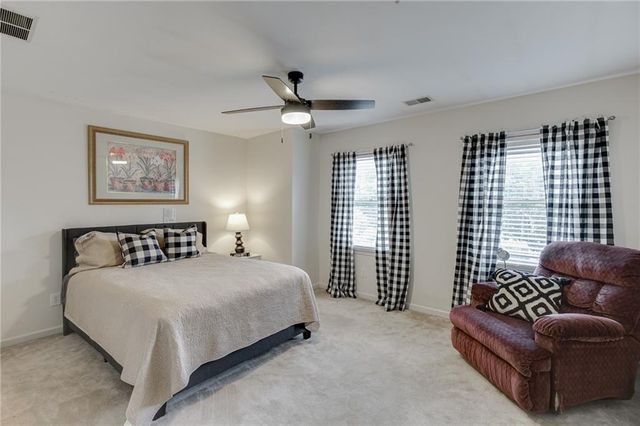 5332 Candleberry Drive SW, Lilburn, GA 30047