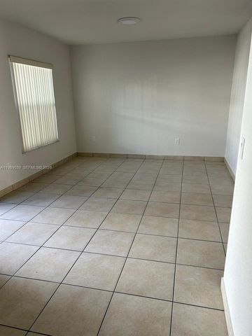 128 W 21st St 102, Hialeah, FL 33010