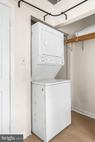 5 E HAMBURG ST, Baltimore, MD 21230
