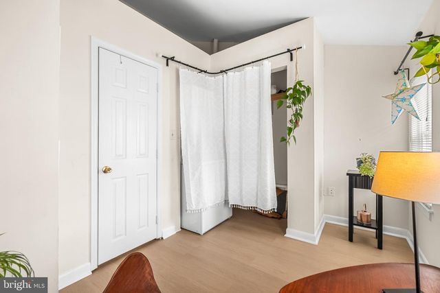 5 E HAMBURG ST, Baltimore, MD 21230