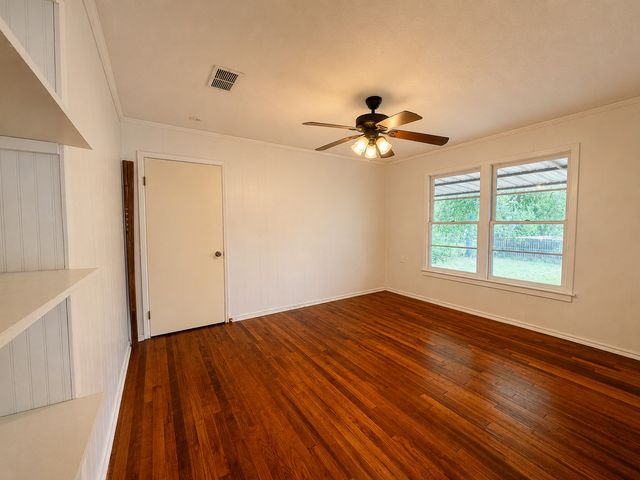 1107 N Ollie Street, Stephenville, TX 76401