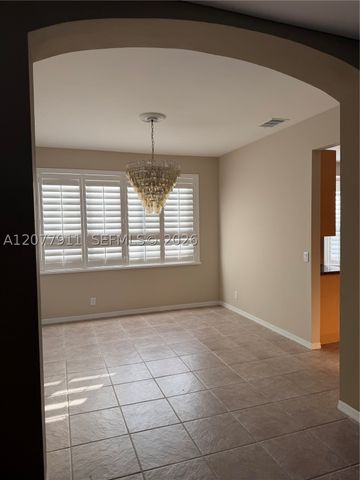 1532 NW 133rd Ave, Pembroke Pines, FL 33028