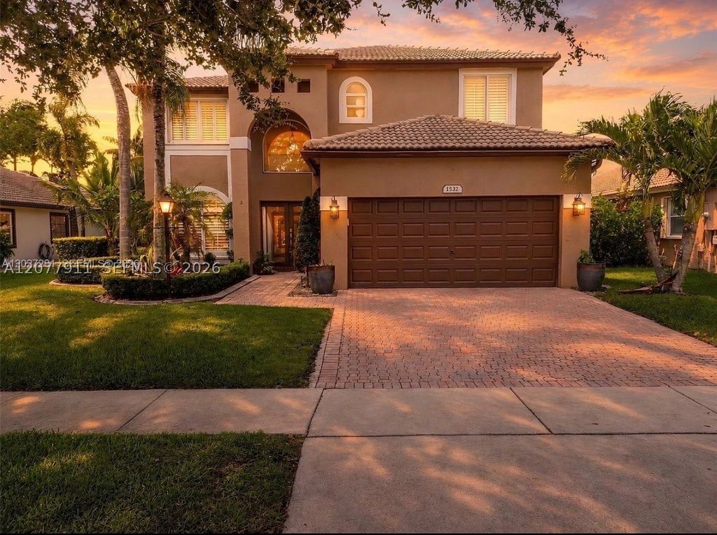 1532 NW 133rd Ave, Pembroke Pines, FL 33028
