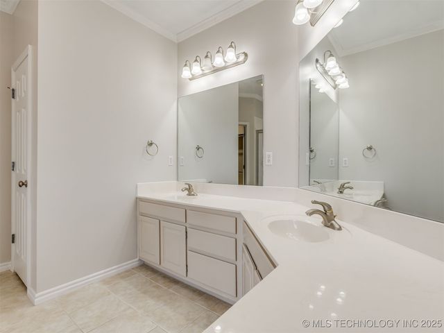 29367 E 28th Street, Broken Arrow, OK 74014