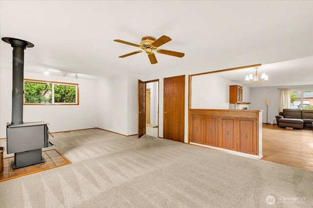 8602 Maple Lane, Edmonds, WA 98026