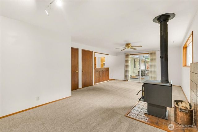 8602 Maple Lane, Edmonds, WA 98026
