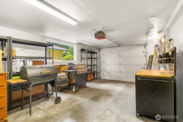 8602 Maple Lane, Edmonds, WA 98026
