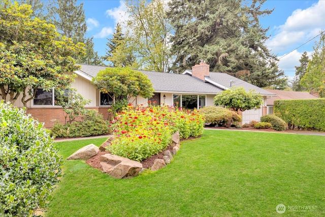 8602 Maple Lane, Edmonds, WA 98026
