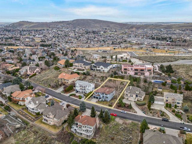 1219 Brentwood Ave, Richland, WA 99352