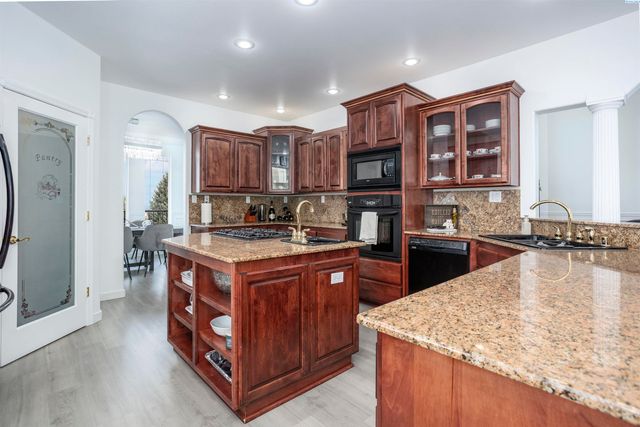 1219 Brentwood Ave, Richland, WA 99352