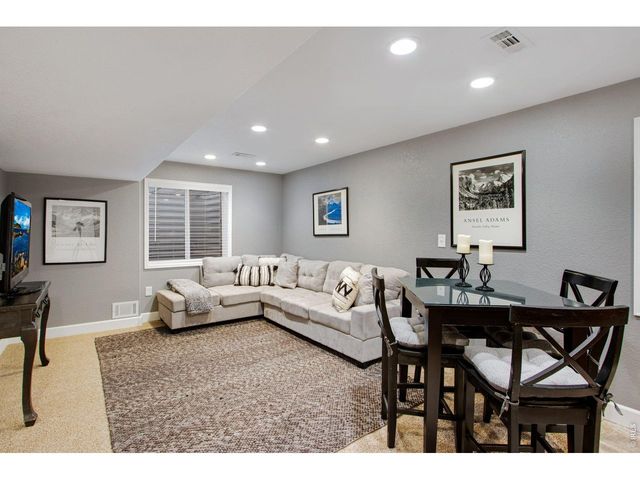 415 Peyton Dr, Fort Collins, CO 80525