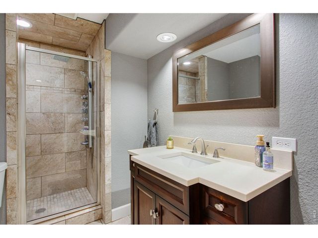 415 Peyton Dr, Fort Collins, CO 80525