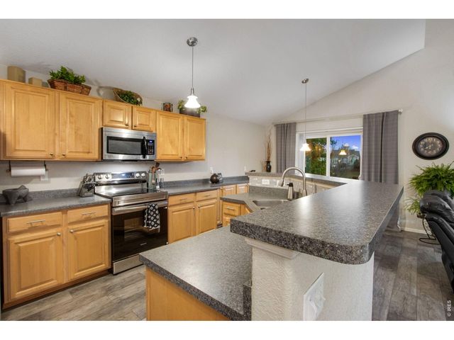 415 Peyton Dr, Fort Collins, CO 80525